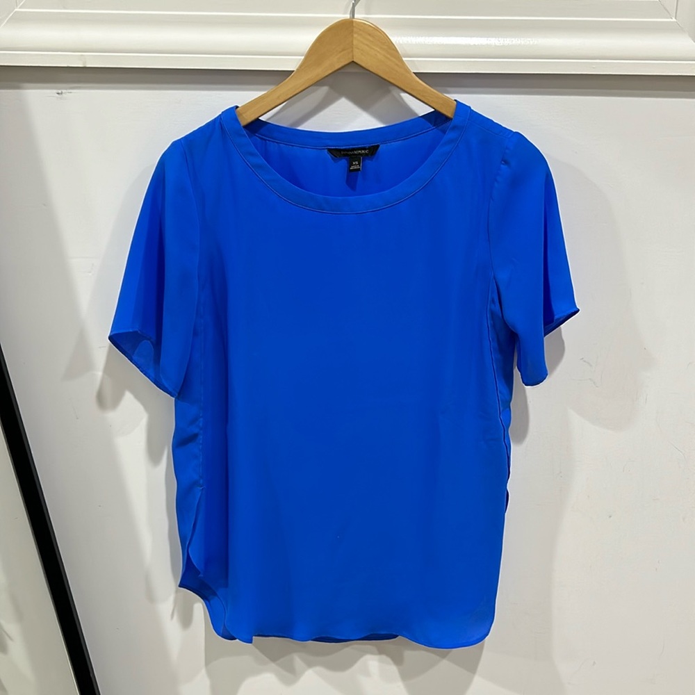 Beautiful royal blue banana republic top